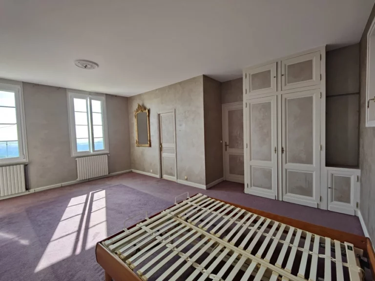 Grande chambre relookée à Libourne (33500) - Peinture et enduits Stucco - Le Peintre Aquitain