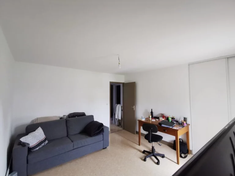 Peinture intérieure d'un appartement - Aubie-et-Espessas - Le Peintre Aquitain