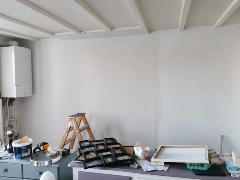 Peinture intérieure de la cuisine d'un appartement - Aubie-et-Espessas - Le Peintre Aquitain