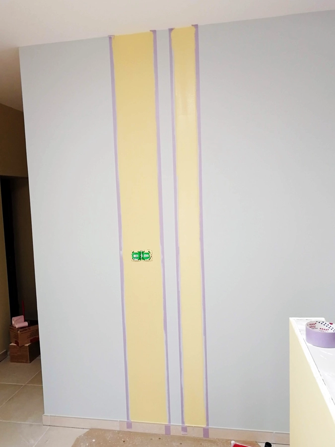 Peinture d'une bande de couleur - extension maison à Libourne - Le Peintre Aquitain