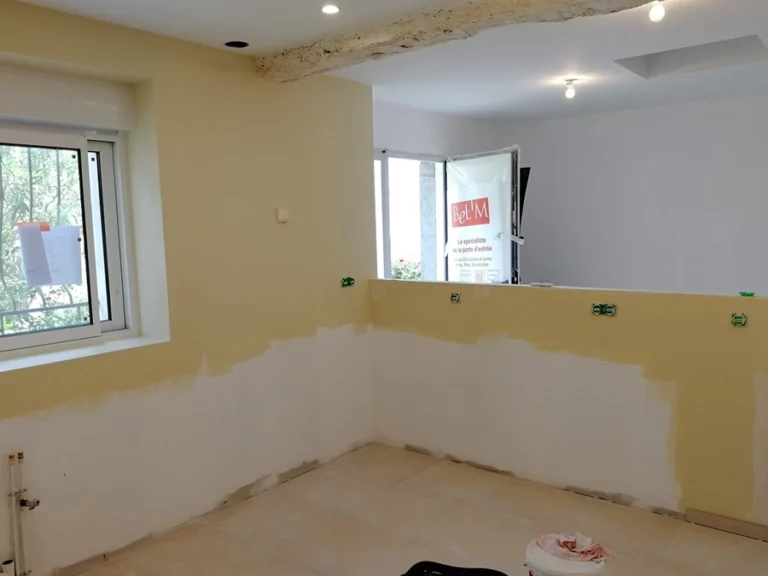 Préparation des murs avant peinture intérieure - extension maison à Libourne - Le Peintre Aquitain
