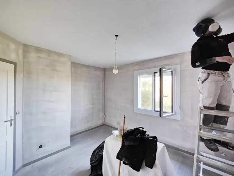 Nicolas peint les murs d'une chambre d'amis - Tauriac - Le Peintre Aquitain