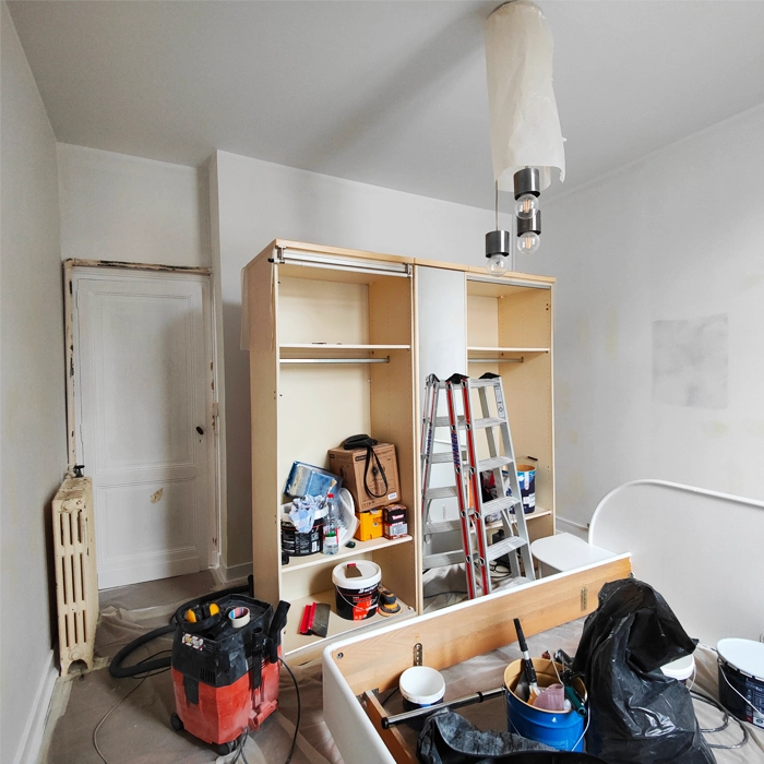 Impression blanche des murs d'une chambre - Maison du nord Gironde - Le Peintre Aquitain