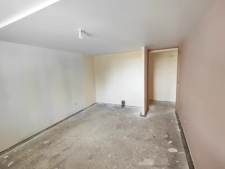 Préparation des murs avant peinture intérieure d'une chambre - Lalande-de-Fronsac - Le Peintre Aquitain